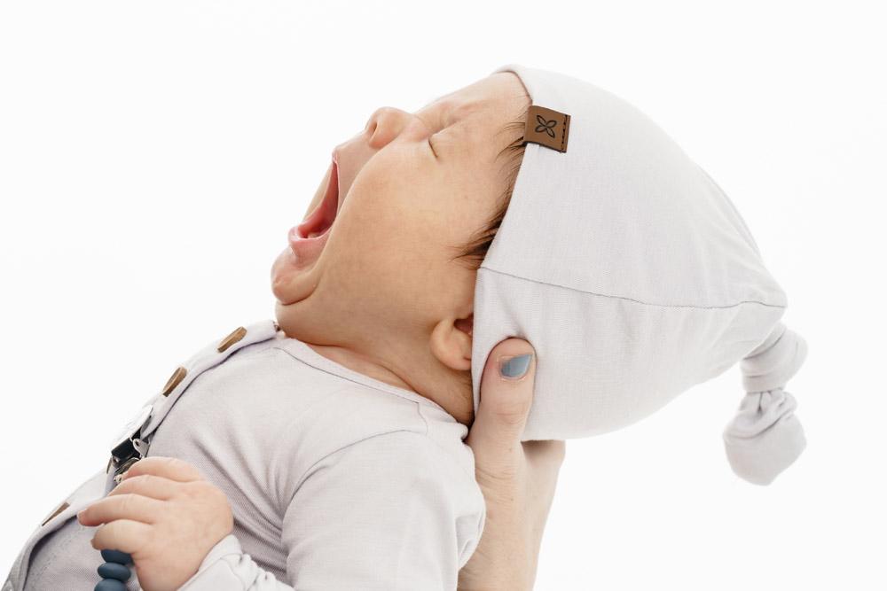 BABY KNOTTED HAT